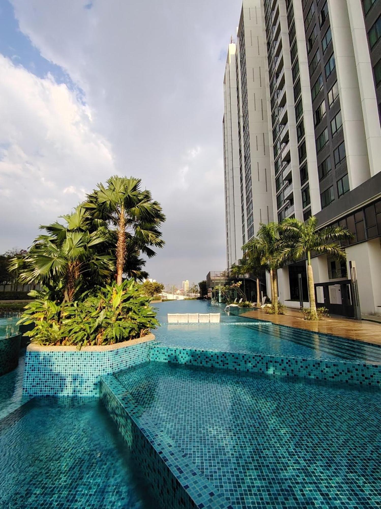 Greenfield Residence With Amazing Pool View And High-Speed Wi-Fi Petaling Jaya Luaran gambar